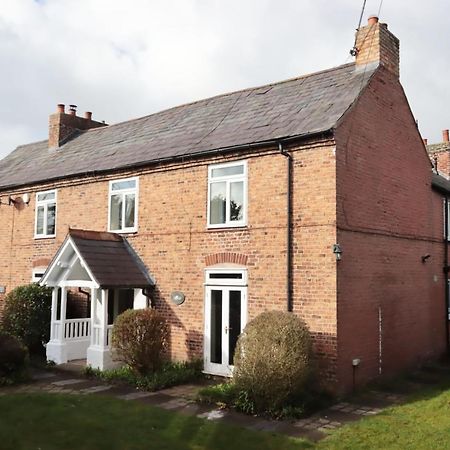 Bretton House Farm Retreat Villa Chester Exterior foto