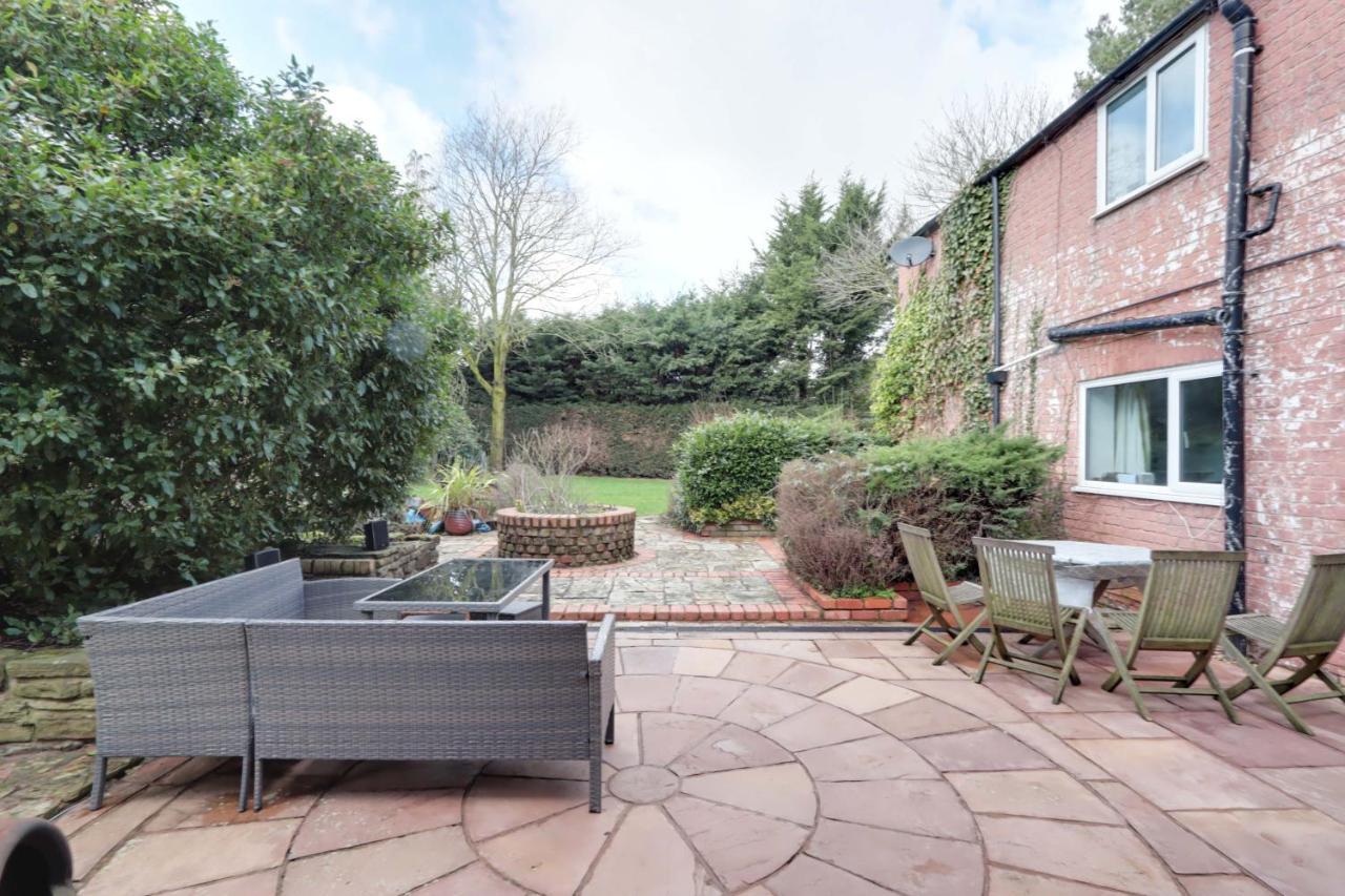 Bretton House Farm Retreat Villa Chester Exterior foto