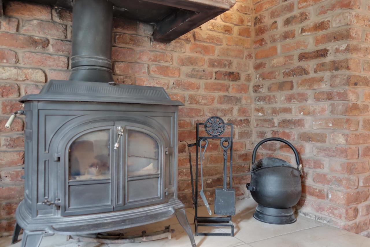 Bretton House Farm Retreat Villa Chester Exterior foto
